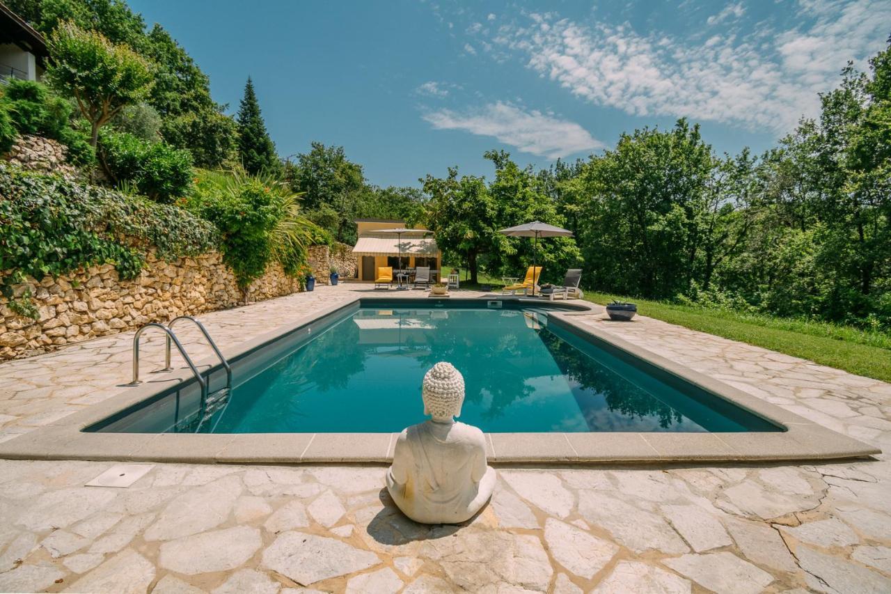 Armagnac, Relaxing Near
